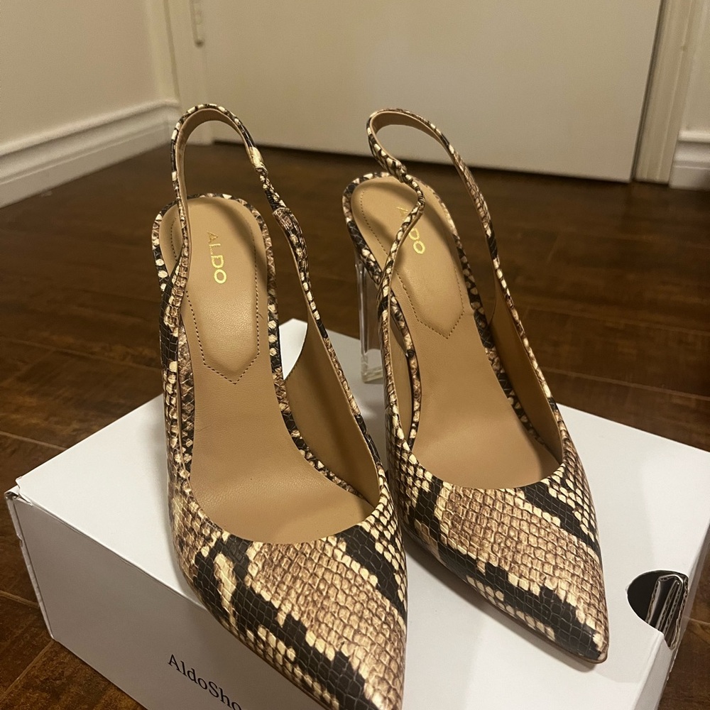 Aldo Snake skin Tan Slingback Heels with Pointed Toe
